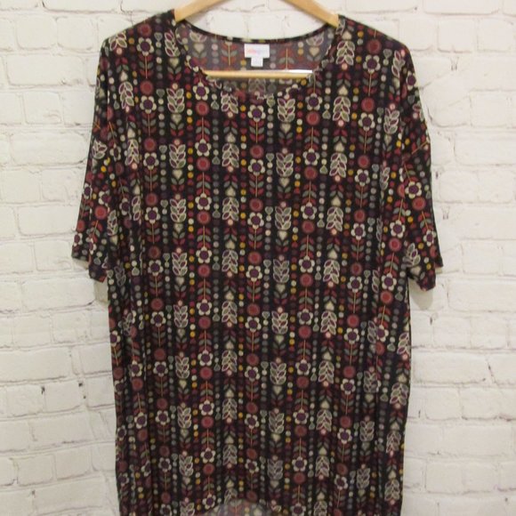 LuLaRoe Tops - LuLaRoe Irma Top